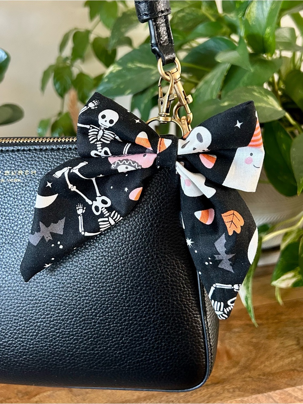 🎃 Handmade Halloween Bow Bag Charm, Purse Charm, Ghost Pumpkin Skeleton Keychain